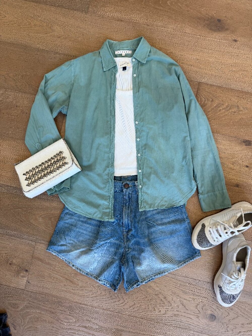 Xirena Cotton Button Down Shirt Sage Green Size XS - READ DESCRIPTION